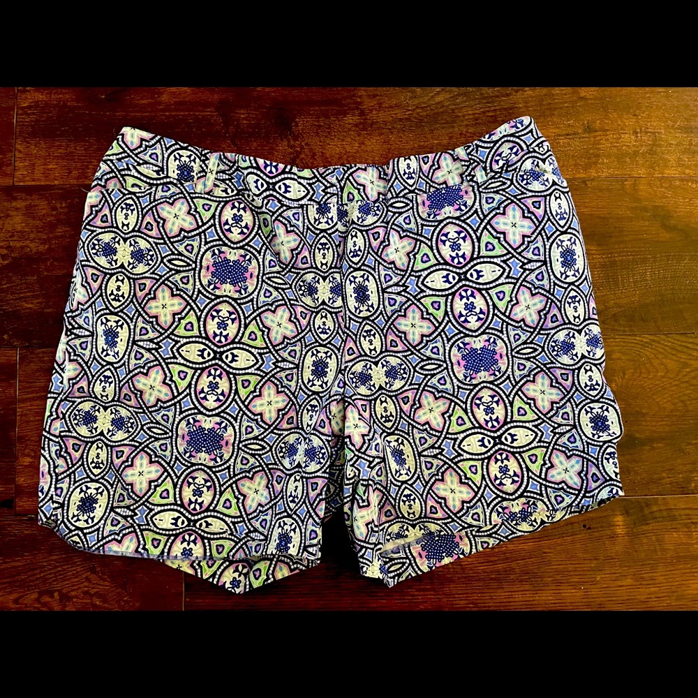 Comfy stretch golf style shorts with purple and green mandala design in size 22